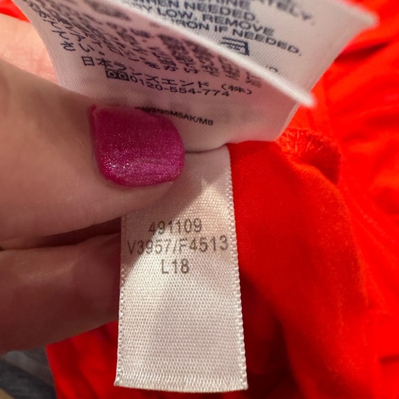 Lands’ End Red Women’s Short Sleeve Shirt Sz M/P (10-12) - Picture 10 of 10